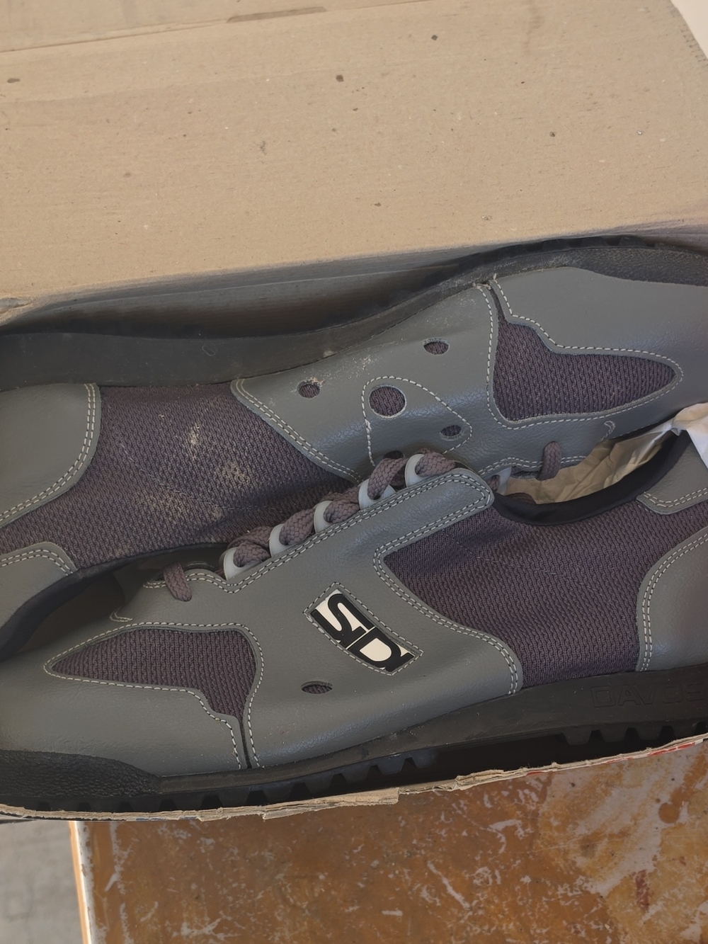 Sidi- Men's Grey Athletic Shoes - Lightweight Comfort Size 11